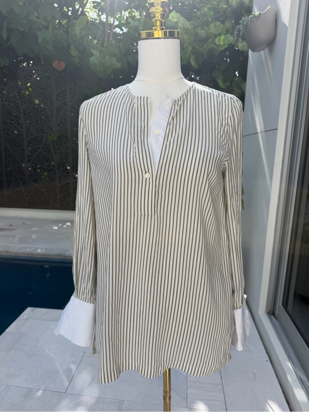 Brunello Cucinelli Ivory and Black Striped Long-Sleeve Tunic silk